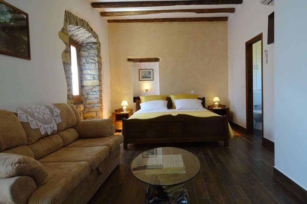 Oprtalj Villa Letizia חדר תמונה