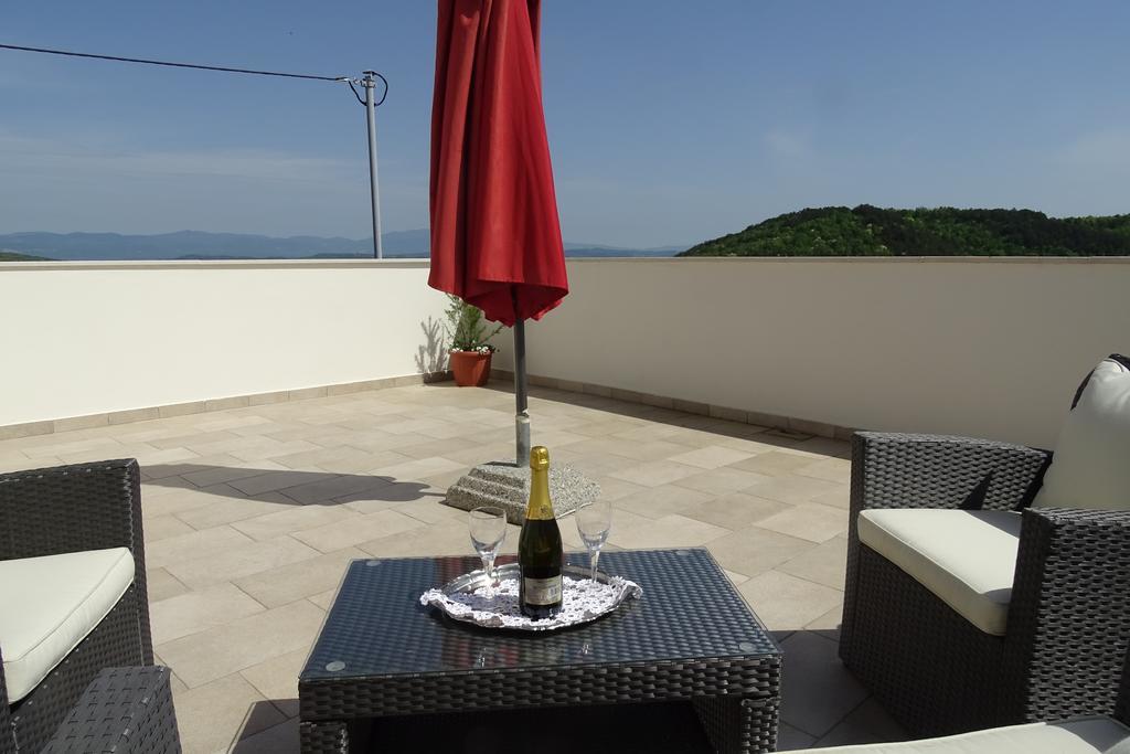Oprtalj Villa Letizia חדר תמונה