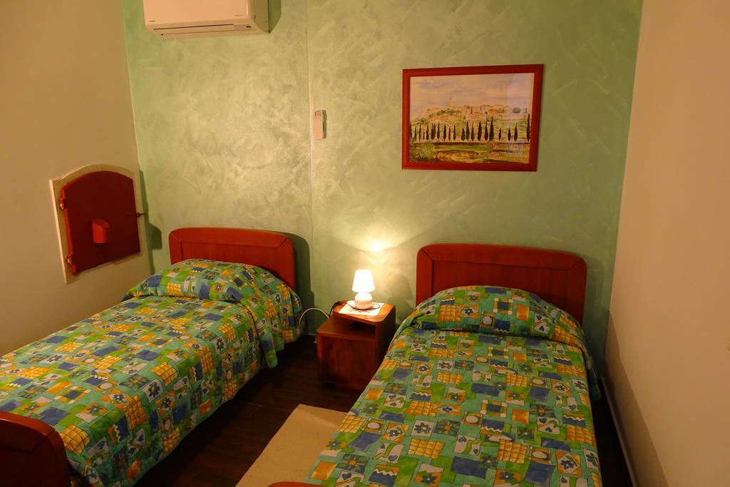 Oprtalj Villa Letizia חדר תמונה